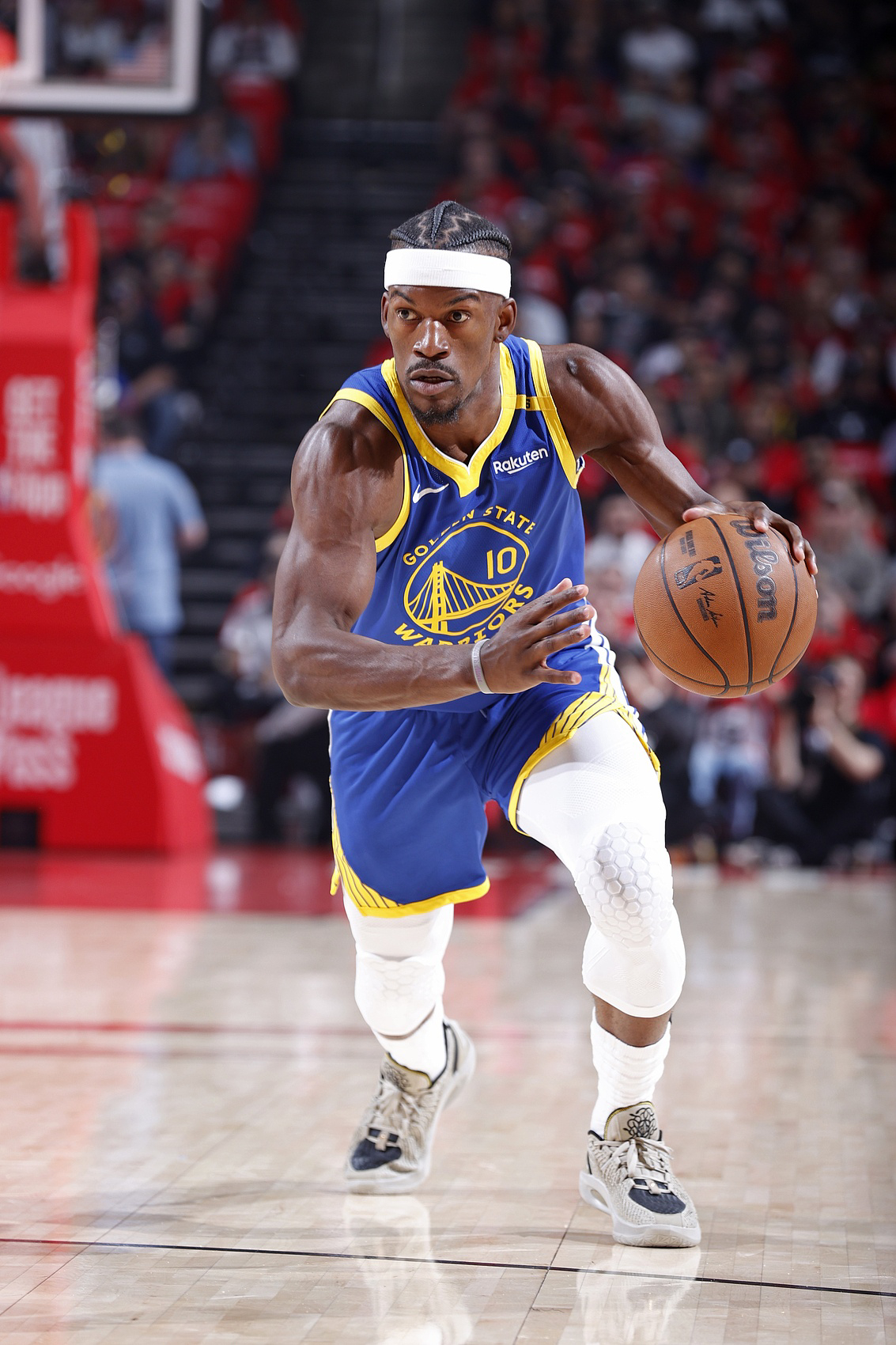 IM电竞平台_迈阿密热火NBA战胜纽约尼克斯巴特勒末节发力的简单介绍