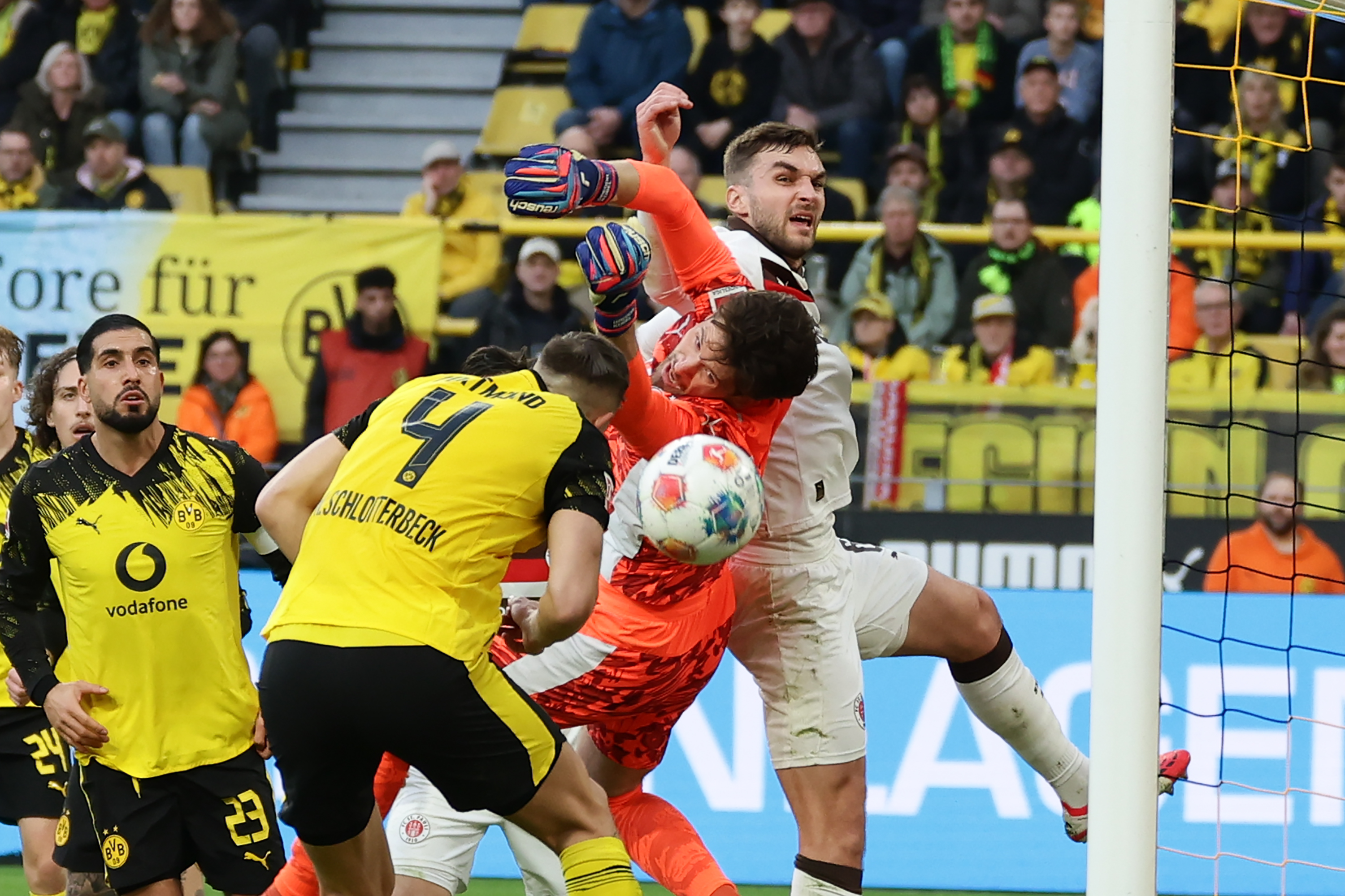 IM电竞官网_关于多特蒙德德甲战胜柏林联合罗伊斯精准点射的信息